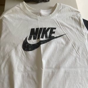 Selling four Nike TShirts Brand New